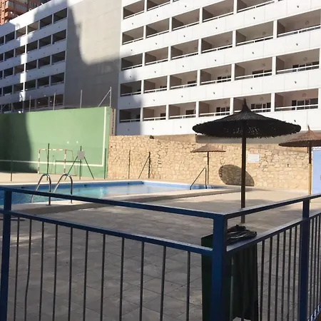 Donna Ii Plaza Triangular 아파트 *